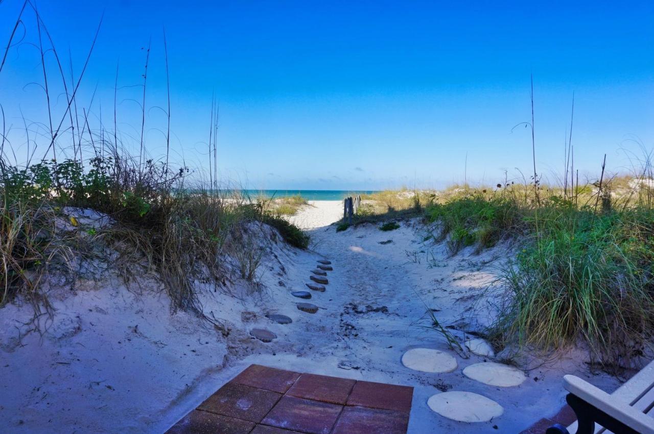 Vistas On The Gulf By Travel Resort Services Сейнт Пийт Бийч Екстериор снимка